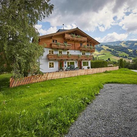 Sportpension Enzian Saalbach-Hinterglemm Dış mekan fotoğraf